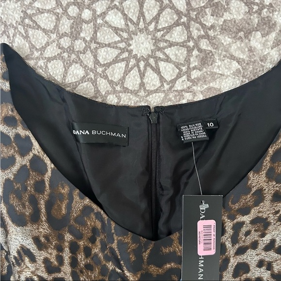 Dana Buchman Women's Sleeveless Silk Animal Print Dress Size 10 NWT - Picture 3 of 5